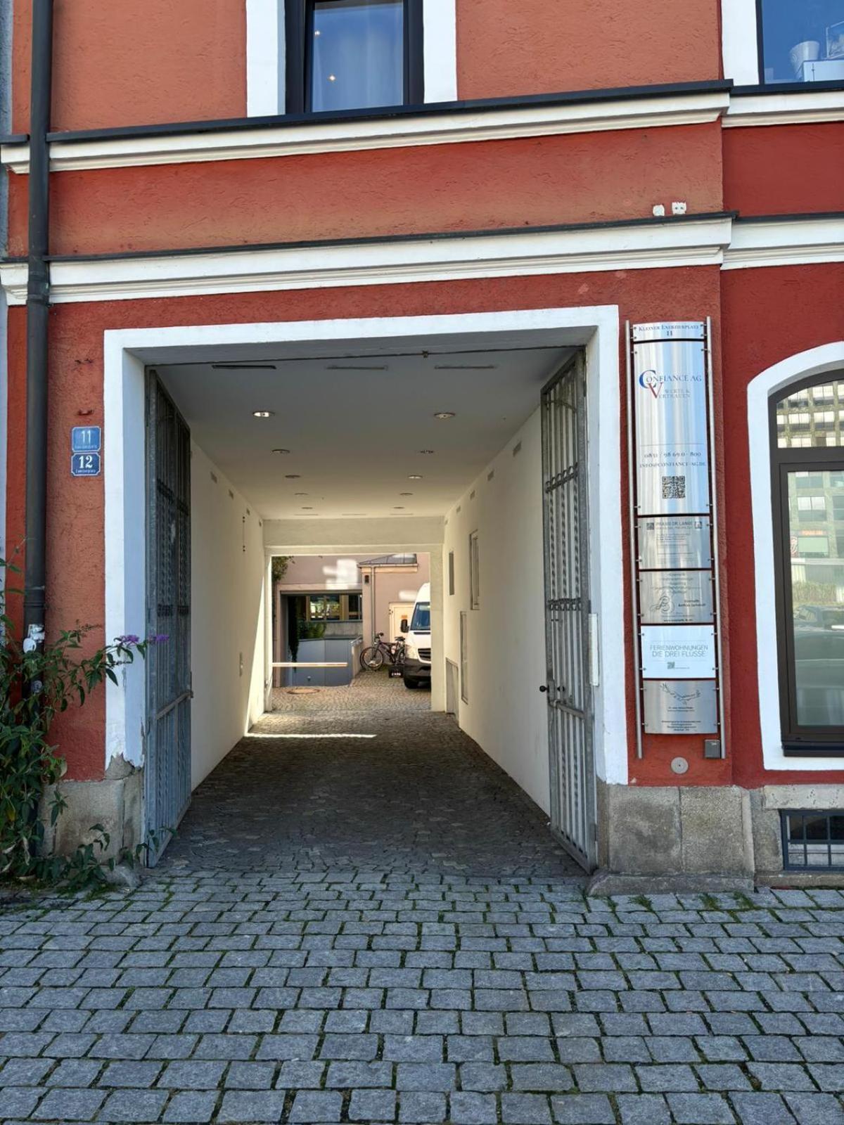 Wohnung Donau - Im Zentrum, Kueche, Parkplatz, Ruhig Gelegen Passau Luaran gambar